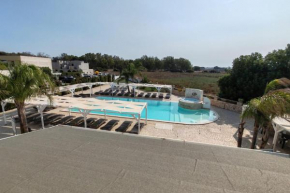 Pino Resort with shared pool - Happy Rentals Torre Lapillo